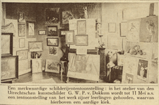 870040 Interieur van het atelier van kunstschilder G.W.P. van Dokkum (Kromme Nieuwegracht 90bis) te Utrecht, waar een ...